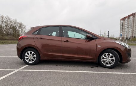 Hyundai i30 II рестайлинг, 2012 год, 800 000 рублей, 3 фотография
