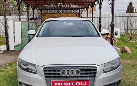 Audi A4, 2011 год, 850 000 рублей, 1 фотография