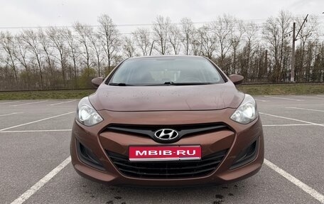Hyundai i30 II рестайлинг, 2012 год, 800 000 рублей, 1 фотография
