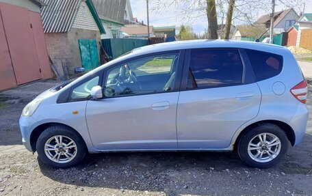 Honda Fit III, 2008 год, 550 000 рублей, 4 фотография