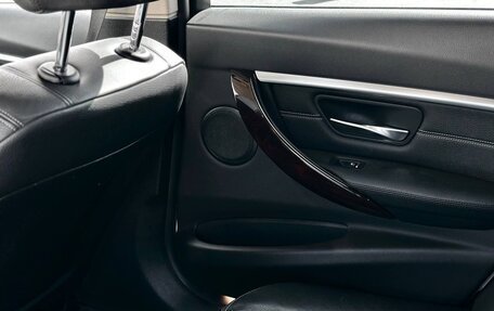 BMW 3 серия, 2018 год, 1 950 000 рублей, 13 фотография