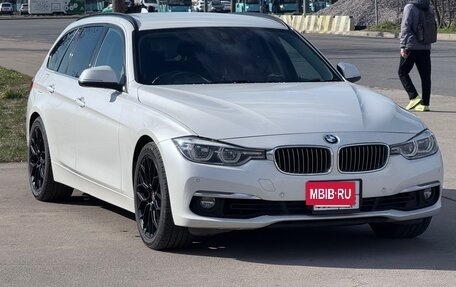 BMW 3 серия, 2018 год, 1 950 000 рублей, 6 фотография