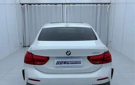 BMW 1 серия, 2022 год, 1 800 000 рублей, 6 фотография