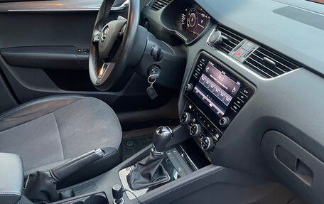 Skoda Octavia, 2019 год, 2 320 000 рублей, 14 фотография