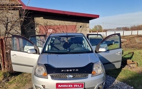 Ford Fiesta, 2007 год, 450 000 рублей, 1 фотография