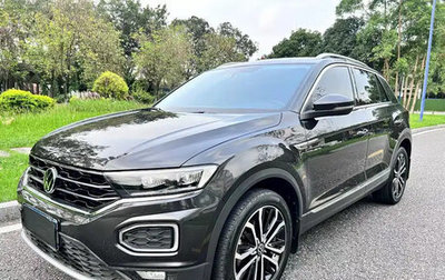 Volkswagen T-Roc I, 2023 год, 1 420 777 рублей, 1 фотография