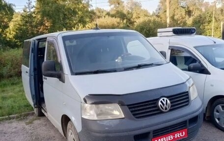 Volkswagen Transporter T5 рестайлинг, 2008 год, 980 000 рублей, 1 фотография
