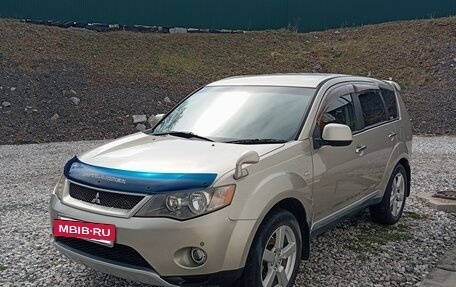 Mitsubishi Outlander III рестайлинг 3, 2006 год, 1 000 000 рублей, 6 фотография