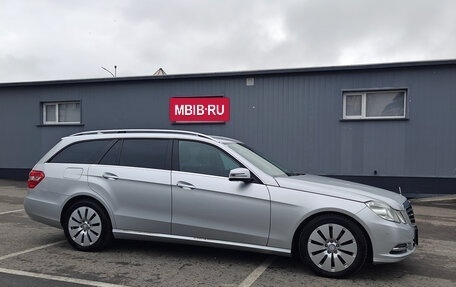 Mercedes-Benz E-Класс, 2012 год, 1 335 000 рублей, 3 фотография