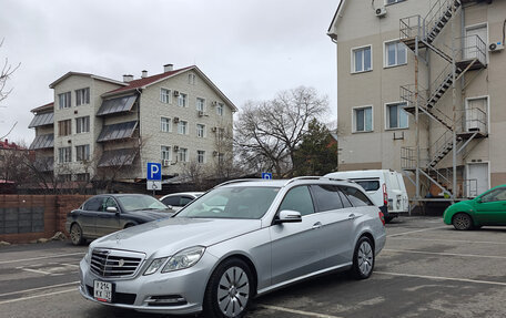 Mercedes-Benz E-Класс, 2012 год, 1 335 000 рублей, 13 фотография