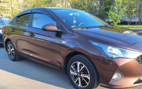 Hyundai Solaris II рестайлинг, 2021 год, 1 500 000 рублей, 2 фотография