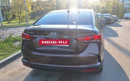 Hyundai Solaris II рестайлинг, 2021 год, 1 500 000 рублей, 4 фотография