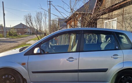 Ford Fiesta, 2007 год, 450 000 рублей, 9 фотография