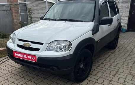 Chevrolet Niva I рестайлинг, 2016 год, 699 000 рублей, 2 фотография