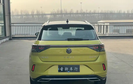 Volkswagen T-Roc I, 2023 год, 1 480 777 рублей, 5 фотография