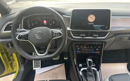 Volkswagen T-Roc I, 2023 год, 1 480 777 рублей, 10 фотография