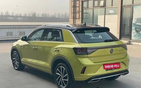 Volkswagen T-Roc I, 2023 год, 1 480 777 рублей, 6 фотография