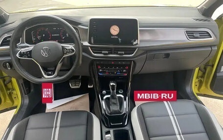 Volkswagen T-Roc I, 2023 год, 1 480 777 рублей, 9 фотография
