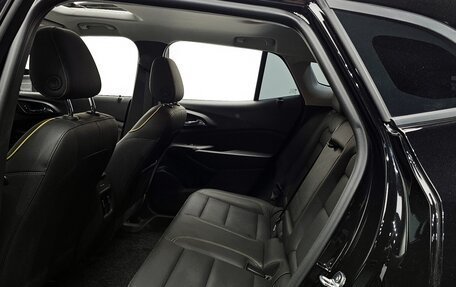 Chevrolet Trax, 2023 год, 1 620 000 рублей, 12 фотография