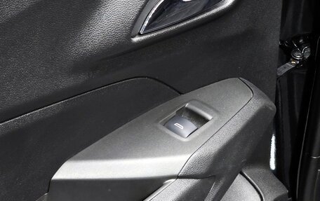 Chevrolet Trax, 2023 год, 1 620 000 рублей, 29 фотография