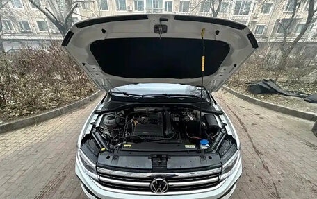 Volkswagen Bora, 2022 год, 1 338 000 рублей, 6 фотография