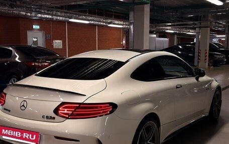 Mercedes-Benz C-Класс AMG, 2018 год, 6 500 000 рублей, 4 фотография