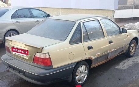 Daewoo Nexia I рестайлинг, 2005 год, 42 000 рублей, 3 фотография