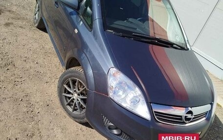 Opel Zafira B, 2008 год, 600 000 рублей, 10 фотография