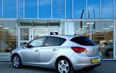 Opel Astra J, 2011 год, 680 000 рублей, 3 фотография