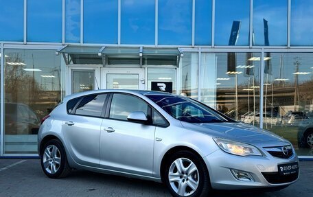 Opel Astra J, 2011 год, 680 000 рублей, 2 фотография