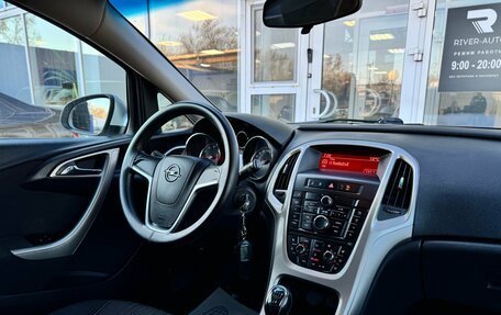 Opel Astra J, 2011 год, 680 000 рублей, 8 фотография