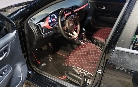 KIA Rio IV, 2021 год, 1 860 000 рублей, 7 фотография