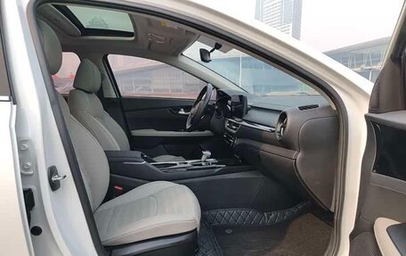 KIA K3, 2022 год, 1 410 000 рублей, 10 фотография
