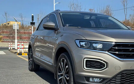 Volkswagen T-Roc I, 2023 год, 1 350 777 рублей, 4 фотография