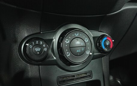 Ford Fiesta, 2016 год, 897 000 рублей, 13 фотография