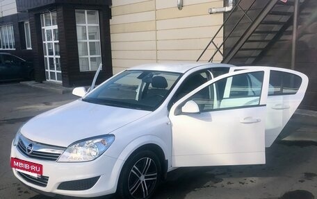 Opel Astra H, 2014 год, 699 900 рублей, 10 фотография