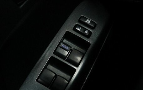 Toyota RAV4, 2018 год, 1 799 000 рублей, 17 фотография