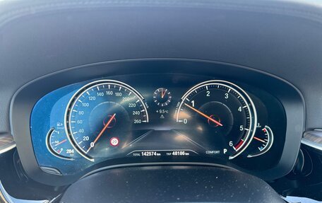 BMW 5 серия, 2018 год, 3 690 000 рублей, 10 фотография