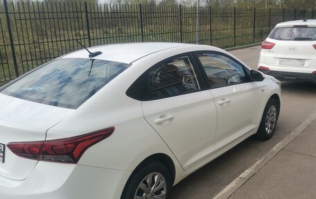Hyundai Solaris II рестайлинг, 2019 год, 1 380 000 рублей, 4 фотография