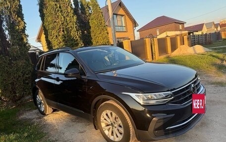 Volkswagen Tiguan II, 2021 год, 3 350 000 рублей, 3 фотография