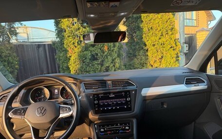 Volkswagen Tiguan II, 2021 год, 3 350 000 рублей, 13 фотография