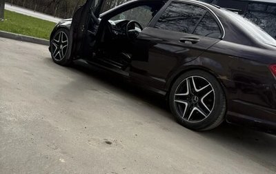 Mercedes-Benz C-Класс, 2010 год, 650 000 рублей, 1 фотография