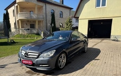 Mercedes-Benz E-Класс, 2012 год, 2 350 000 рублей, 1 фотография