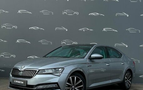 Skoda Superb III рестайлинг, 2025 год, 3 690 800 рублей, 1 фотография