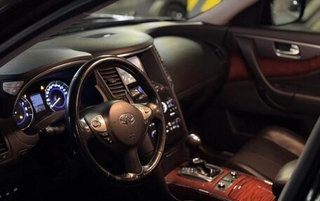 Infiniti FX II, 2011 год, 1 849 000 рублей, 7 фотография