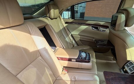 Mercedes-Benz S-Класс, 2007 год, 1 900 000 рублей, 17 фотография