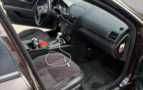 Mercedes-Benz C-Класс, 2010 год, 650 000 рублей, 5 фотография