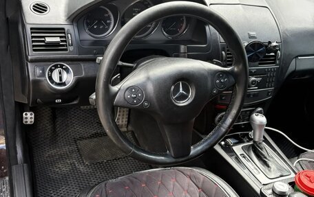Mercedes-Benz C-Класс, 2010 год, 650 000 рублей, 3 фотография