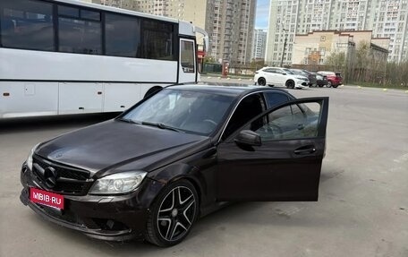 Mercedes-Benz C-Класс, 2010 год, 650 000 рублей, 7 фотография