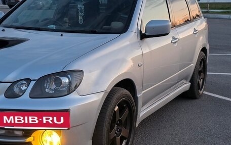 Mitsubishi Airtrek, 2003 год, 850 000 рублей, 3 фотография